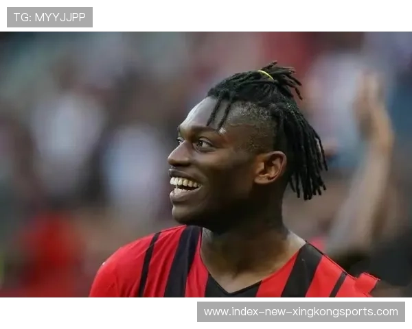 AC米兰高位施压收效，莱奥劲射敲开大门