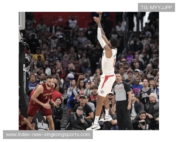 乔治外线再爆发,洛杉矶稳稳拿下比赛